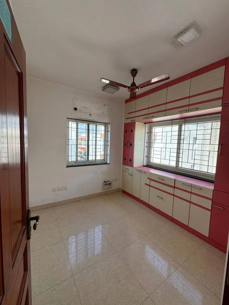 Flat for sales