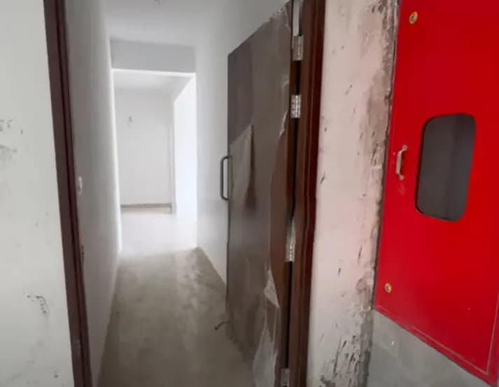Flat for sales