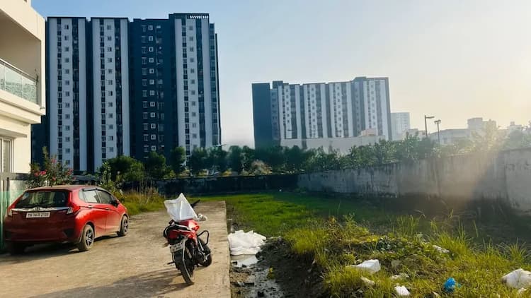 plot for sale