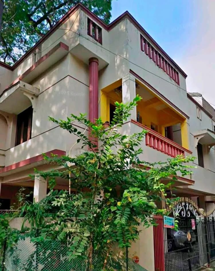 4BHK House