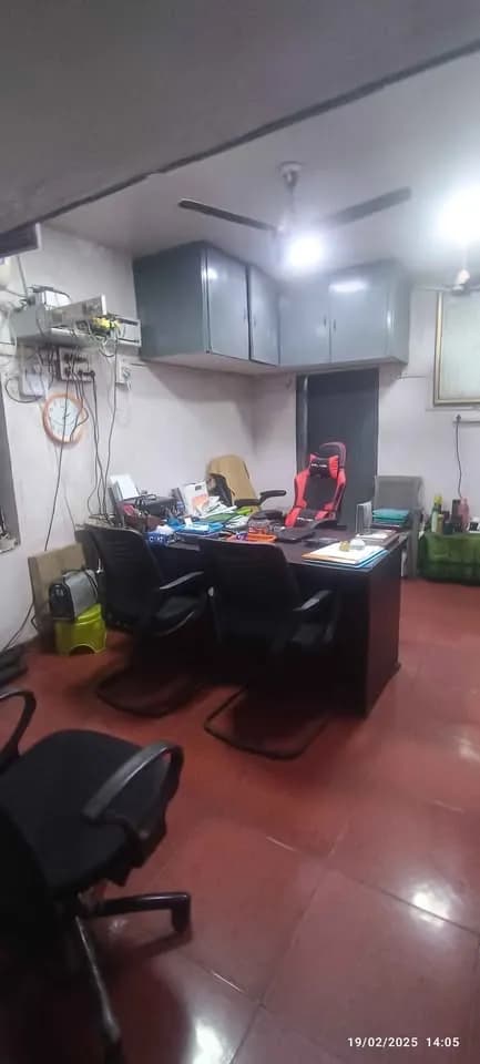 1280 sqft Office