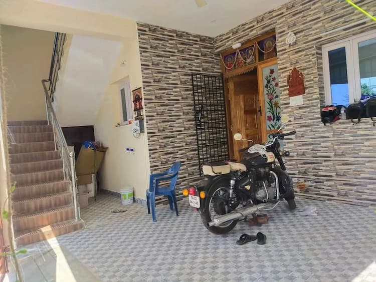 1BHK House