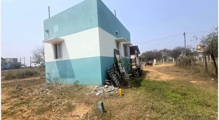 1BHK House
