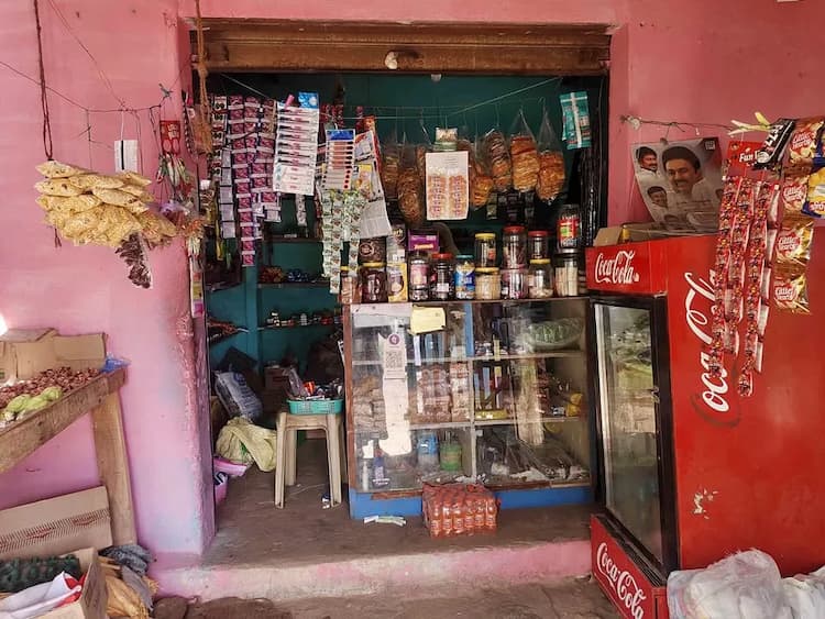 650 sqft Shop