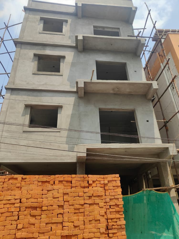2/3bhk flat