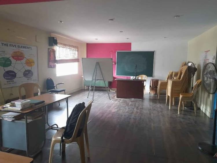 Docter Clinic & Advacate Office 