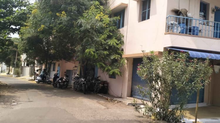 Monthly incomed property sale