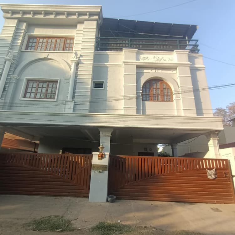 5BHK luxury house for sale