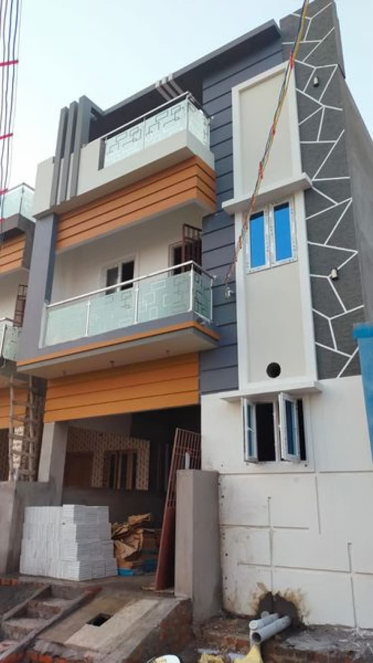 Villa sale