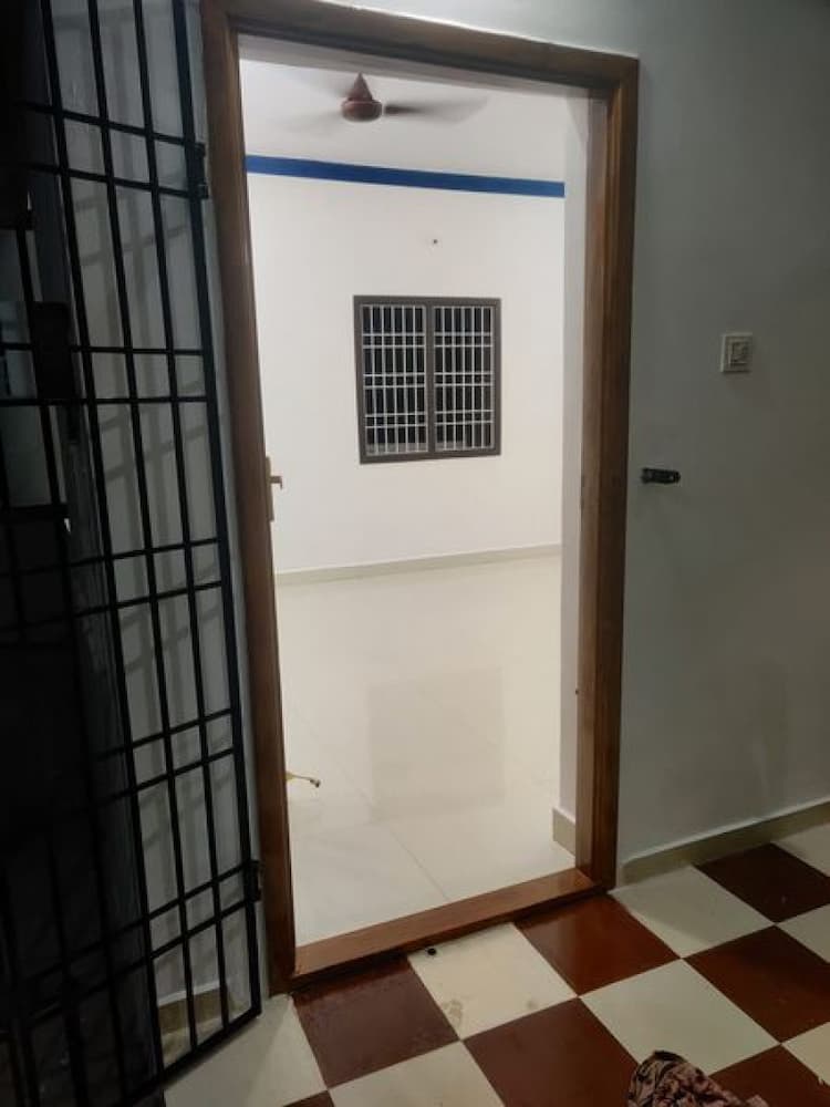 Flat for sales