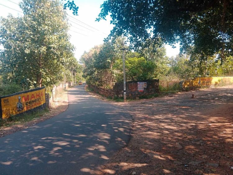 Commercial Land Sale Vellimalai Murugan Temple front side.