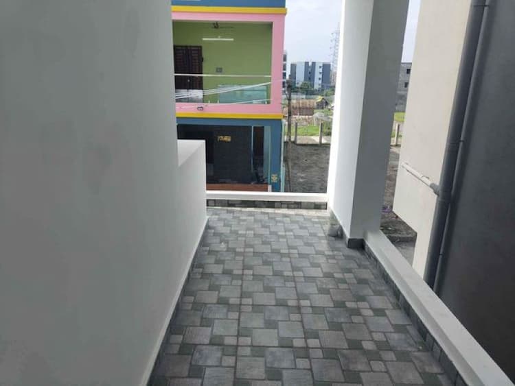 Villa sale