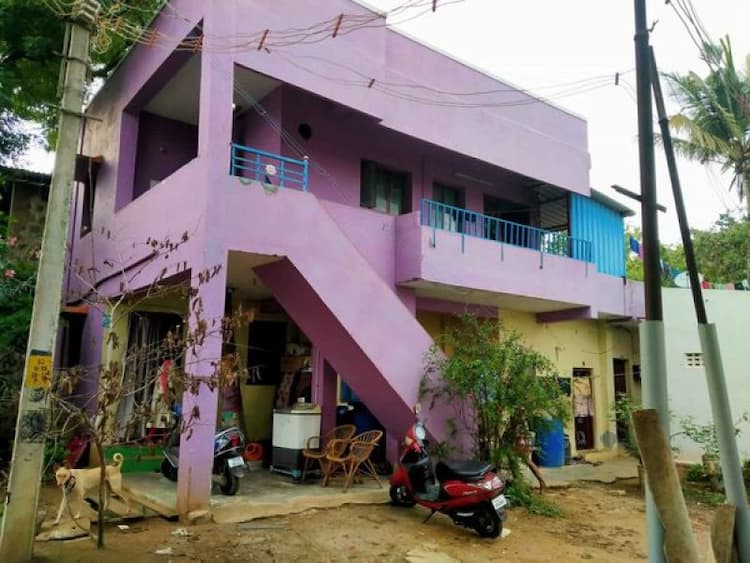 5 portion house property for sale