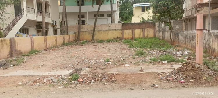 2400 sq ft plot for sale