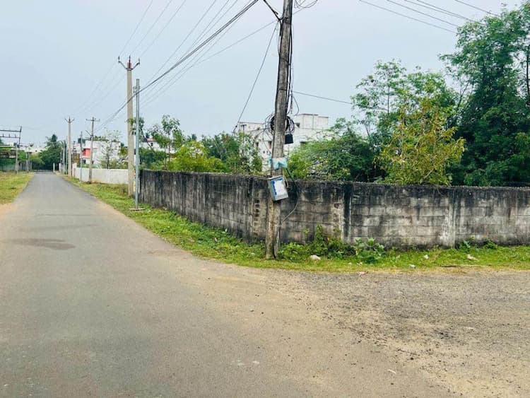 2760 sqf plot for sales