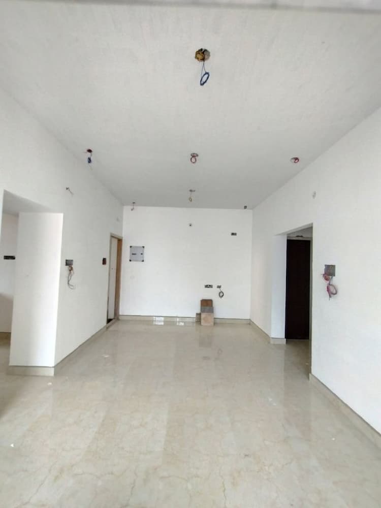 NEAR JJ PARK MOVE INTO FLATS FOR SALE