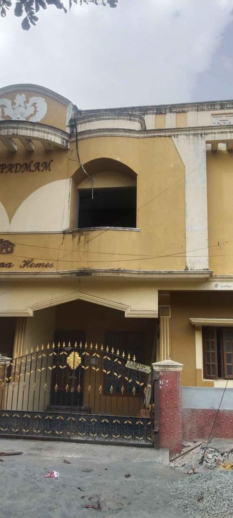 Individual duplex house for sale