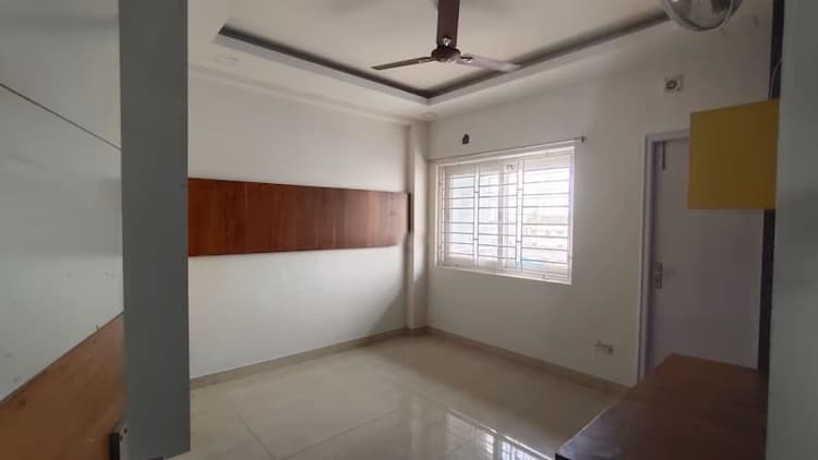 4bhk flat for sale 