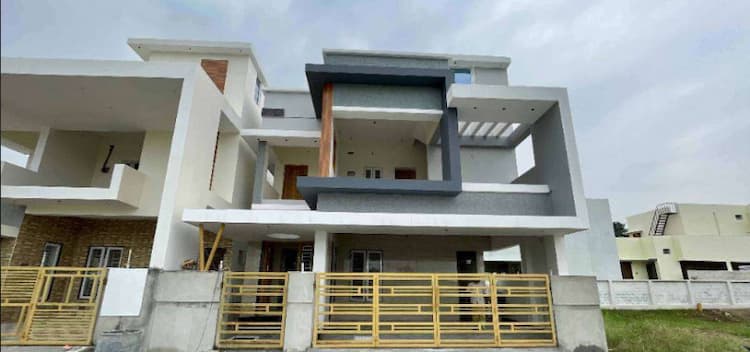 3 MASTER BEDROOMS HOUSE SALE SARAVANAMPATTY