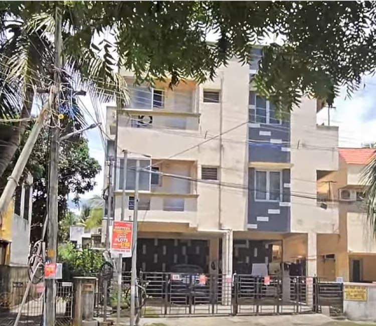 Flat for sales