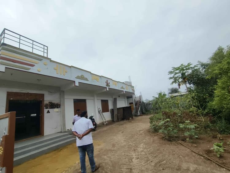 15 Cent Site for Sale