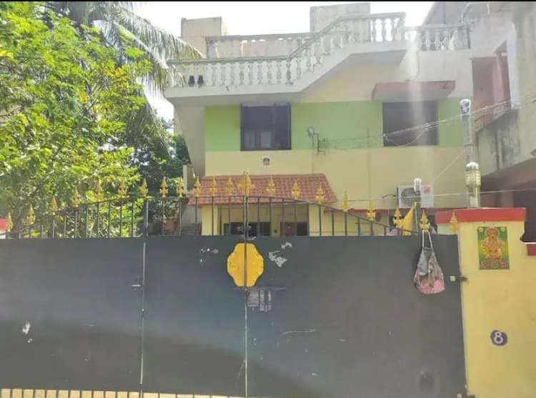 Individual house for sale