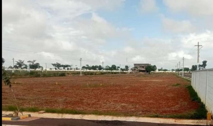 plot for sale 