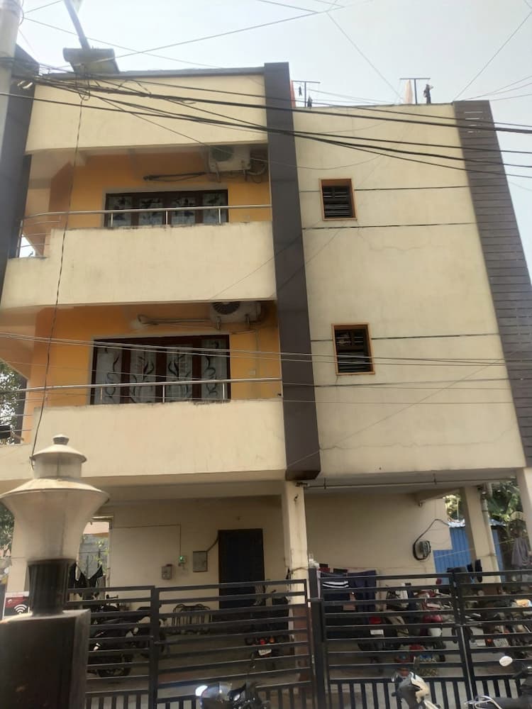 Independent house sale