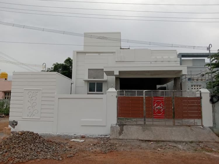 Villa sale