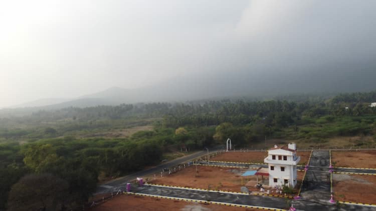 சிறுமலையில் சில்லென்ற வீட்டு மனைகள் ????