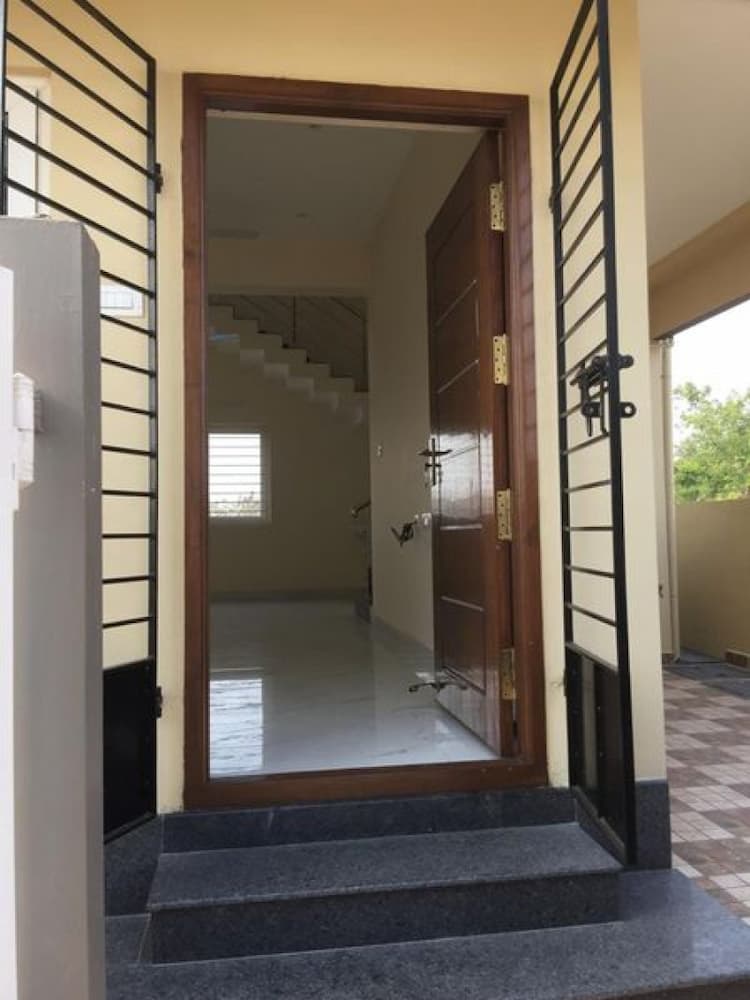 Villa sale