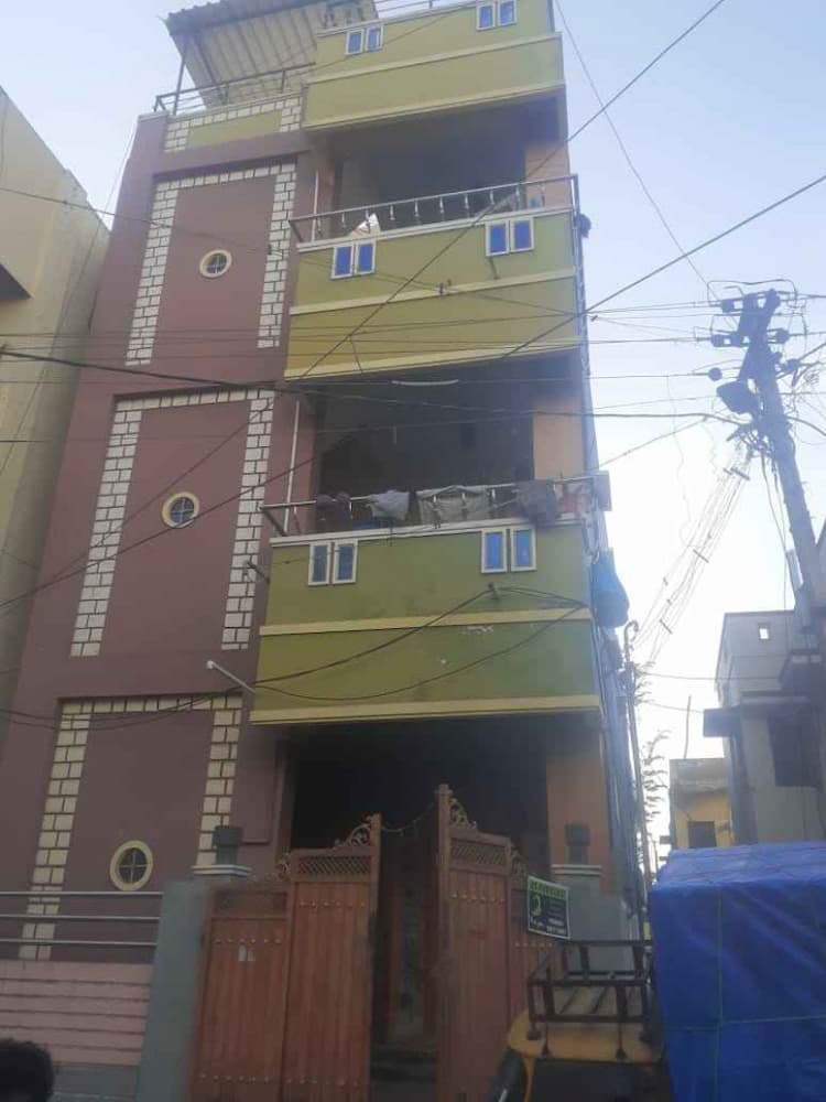 5bhk house for sale