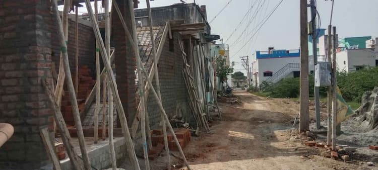 House under construction for Sale