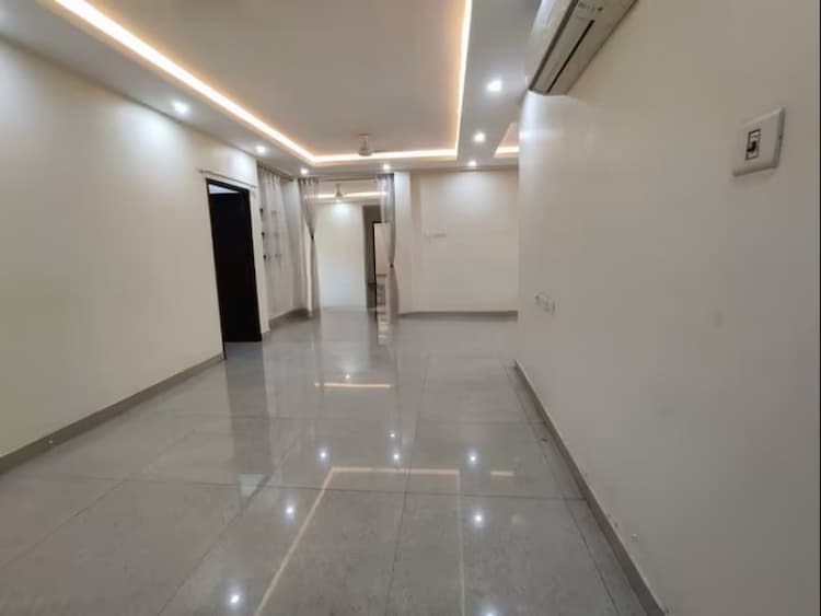 4bhk flat for sale 