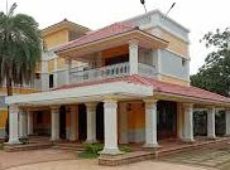 BUNGALOW FOR SALE 