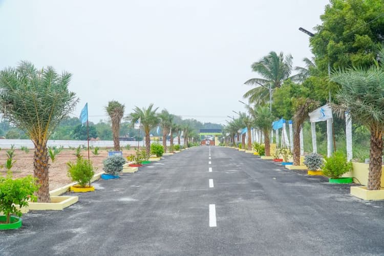 vetri vinayaga real estate