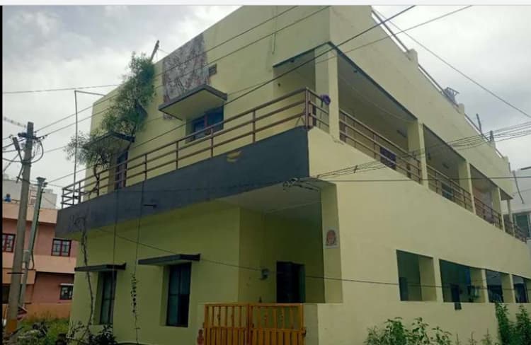 4bhk house for sale 