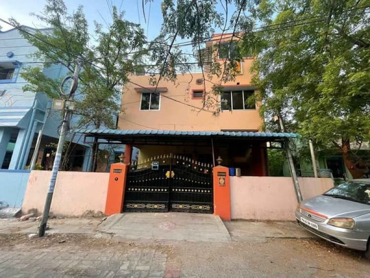 Villa sale