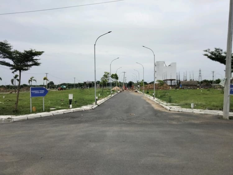 plot for sale 
