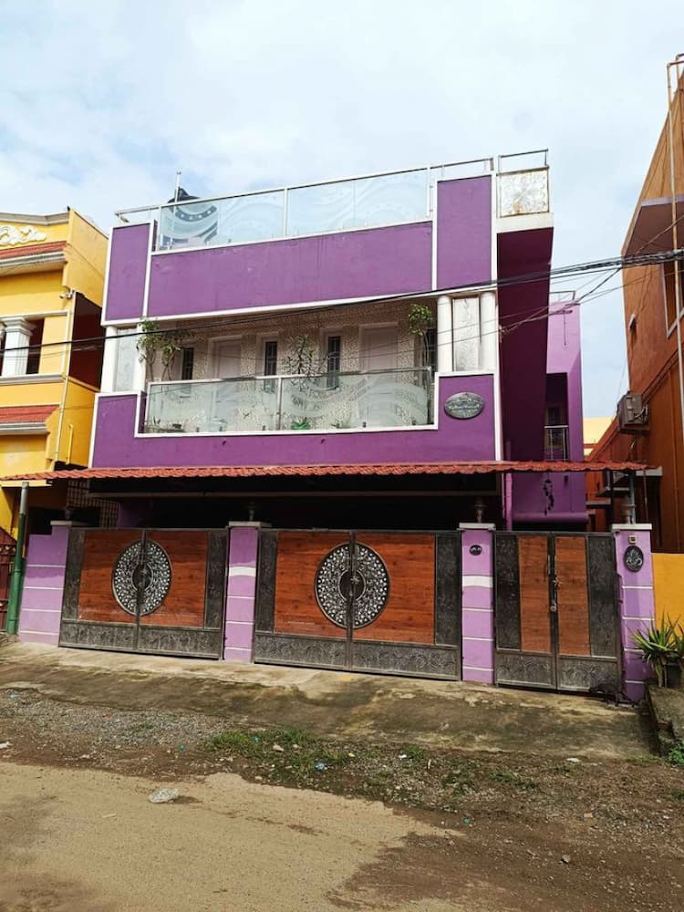 6BHK independent house for sale
