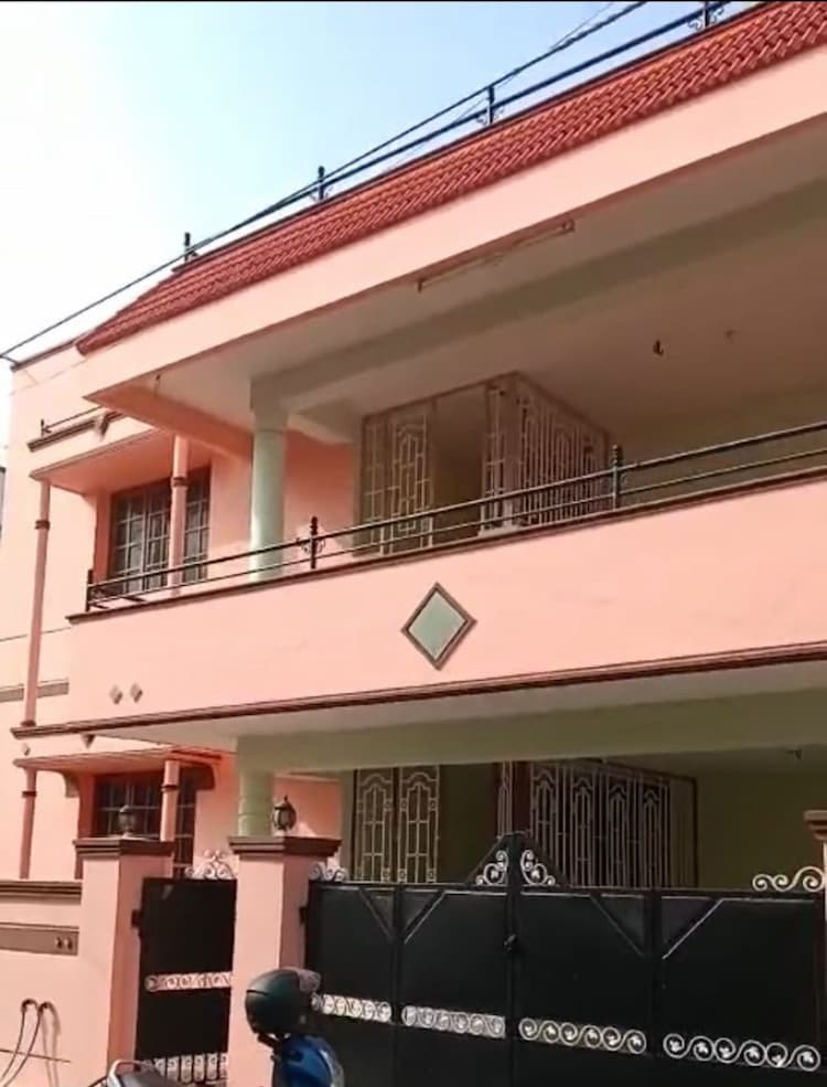 2 PORTION HOUSE FOR SALE