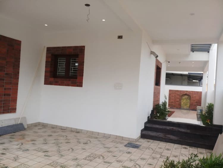 4bhk house for sale