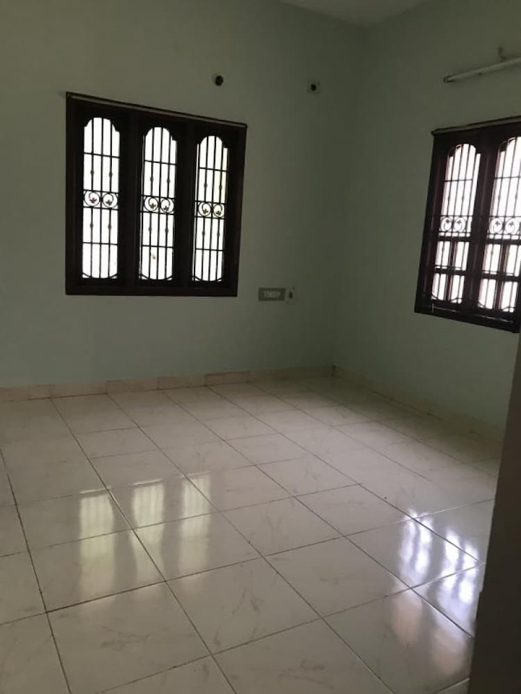RENT FOR HOUSE 