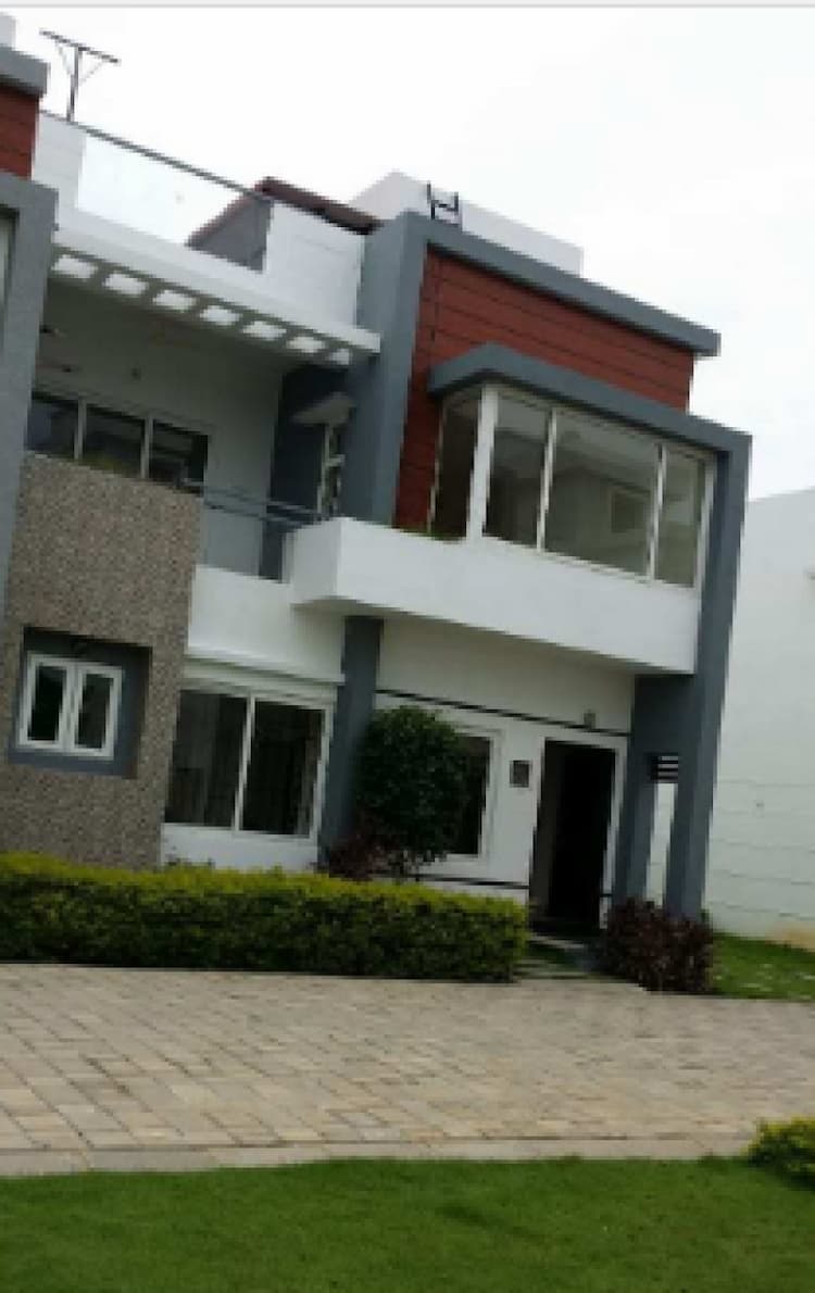 1700 Sq.ft. Guest House For Sale In Kanathur, Chennai