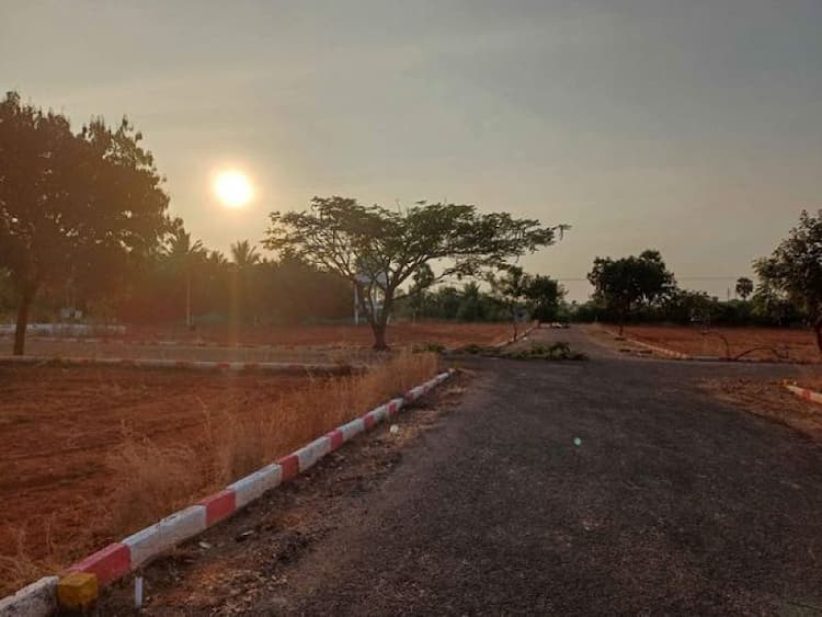 2002 Sqft Plot for sales