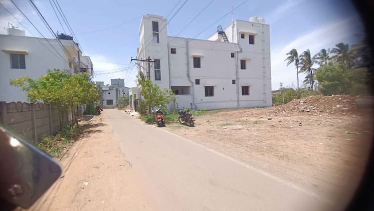 RESIDENTIAL COME COMMERCIAL LAND FOR SALES...
