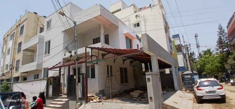 5bhk house for sale