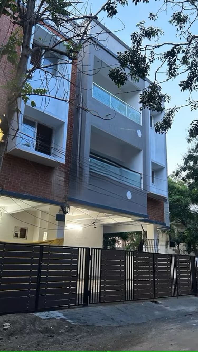 4bhk apartment for sale 