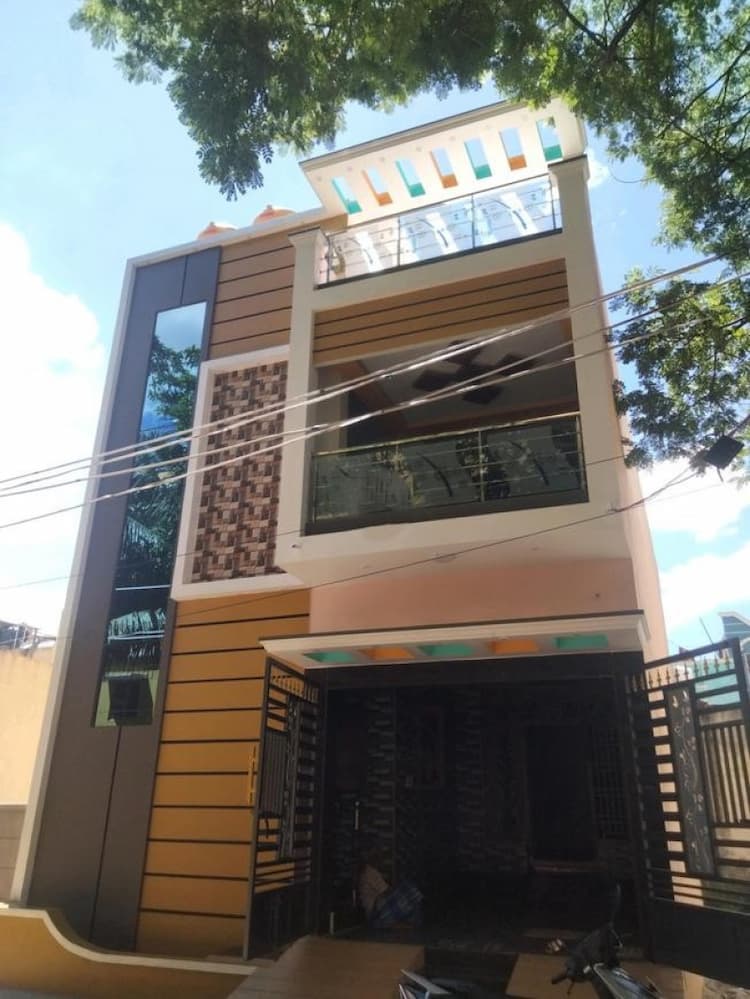 5bhk house for sale