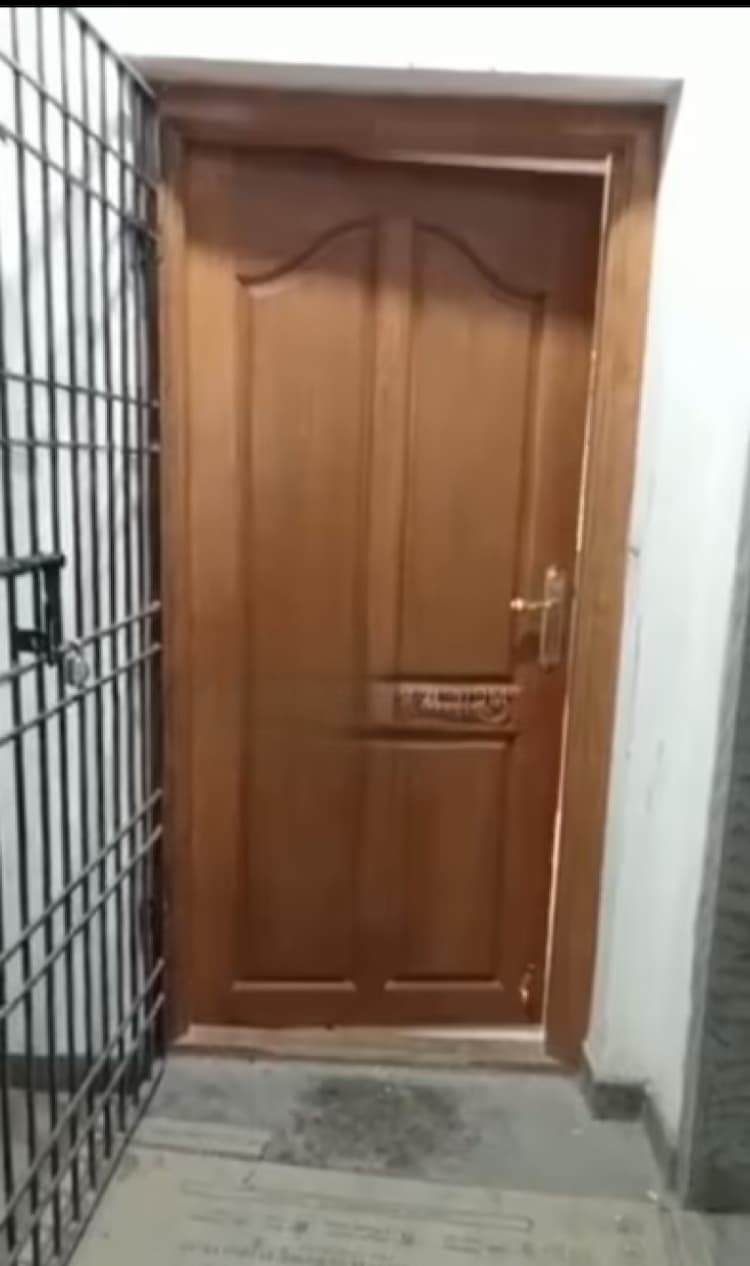 Flat for sales